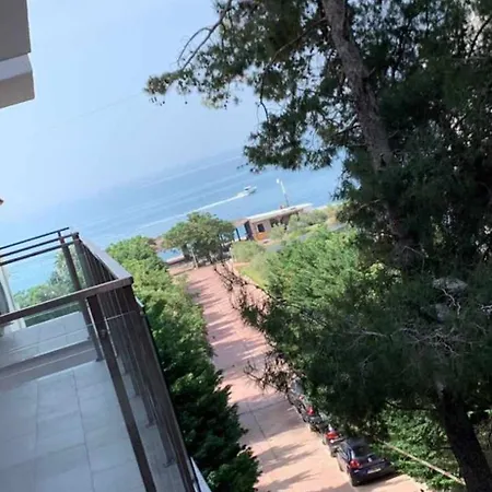 Azur Apartament